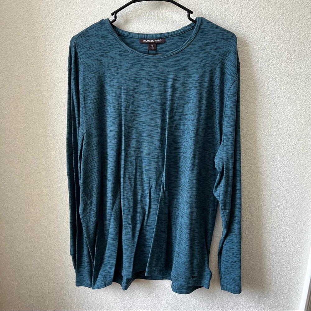 Brand new men’s Michael Kors long sleeve shirt. Size XL